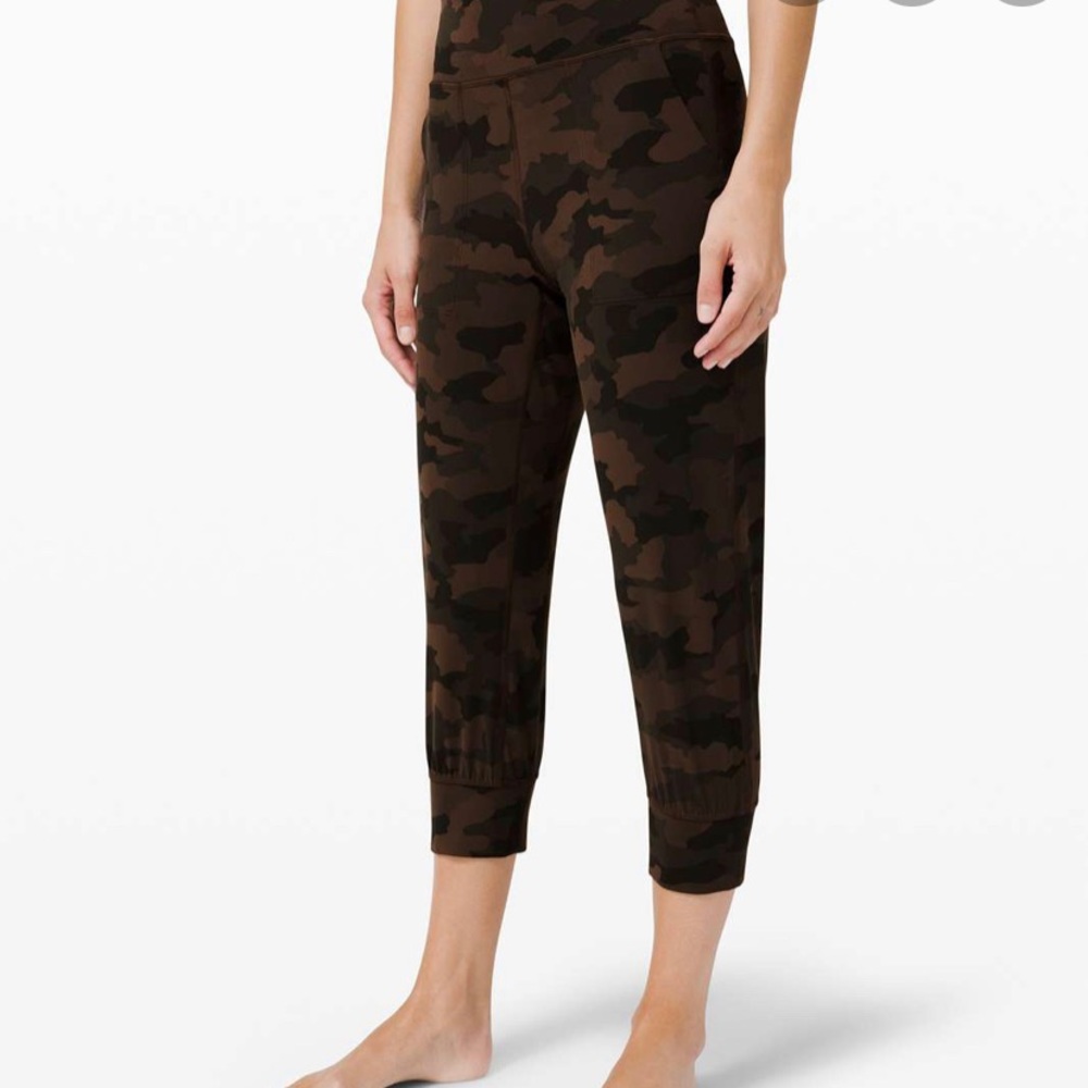 lululemon brown camo joggers!